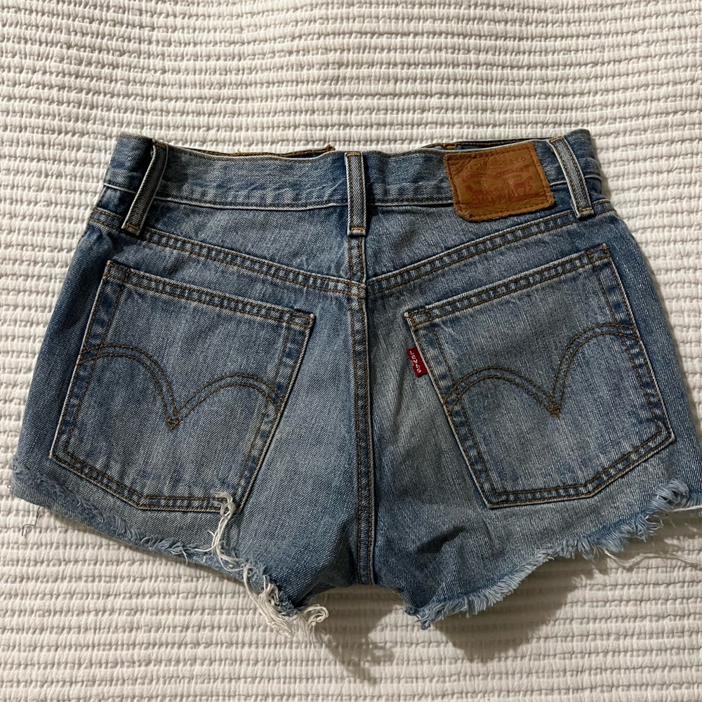 Levi’s shorts